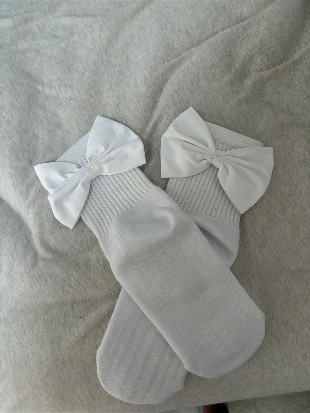 White Bow Accent Kids Socks - Classic Cute Style